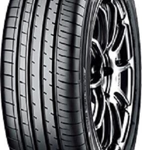 235/55R20 Yokohama Bluearth-xt Ae61